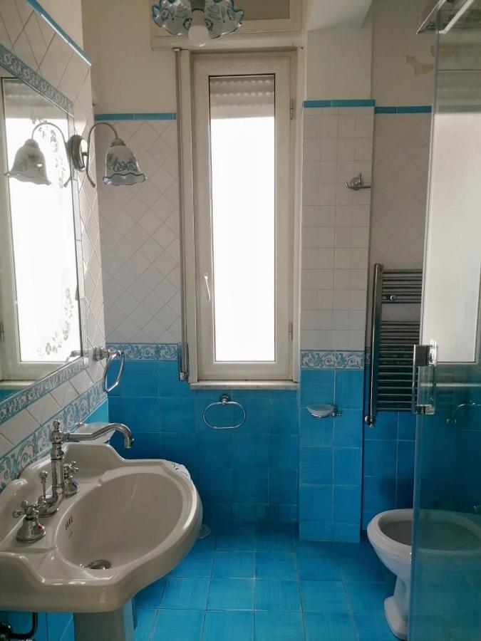 Апартаменты La Casa Di Rosa Сорренто Экстерьер фото